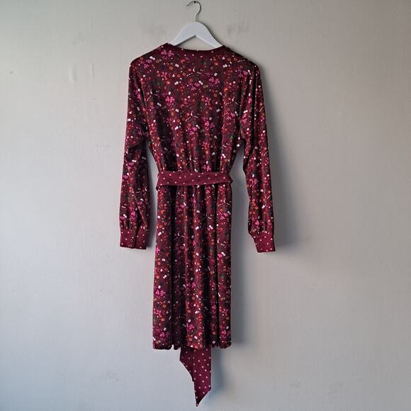 Talbots Petite Fruits Flowers Tie Waist Fit Flare Dress Burgundy Womens Size 1XP - Picture 5 of 10